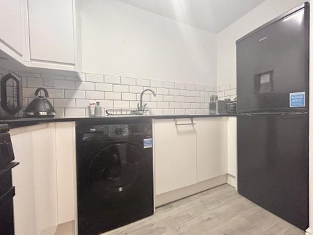 1 bedroom flat to rent - Photo 5