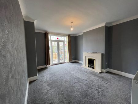 2 bedroom townhouse to rent - Photo 2