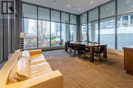 200X 1228 W HASTING STREET, Vancouver, British Columbia - Photo 5