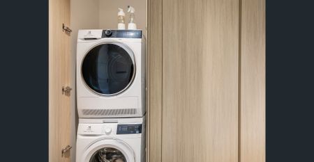 Big on Space, Easy on Rent – Unfurnished Studio That Stands Out - Photo 5