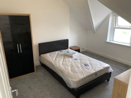 Connaught Road, Roath - Photo 3