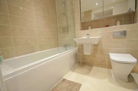 Windsor Road, Slough, Berkshire,SL1 - Photo 4