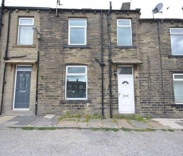 Commercial Street, Queensbury, Bradford, BD13 - Photo 1