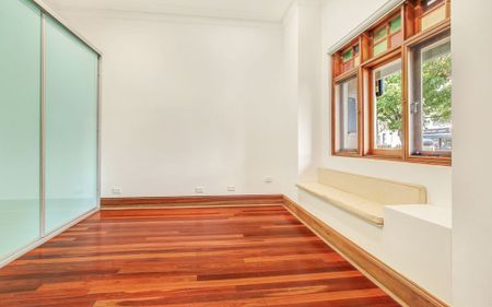 Beautiful Three Bedroom Home With Entertaining Area Plus Off Street Secure Parking in the Heart of Marrickville - Photo 4