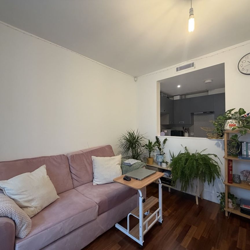 15 Burton Place, Manchester, M15 4LR - Photo 1