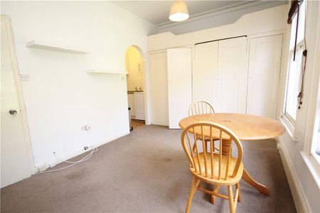 1 bedroom apartment to rent - Photo 2