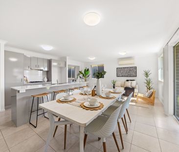 Stylish Family Home in Quiet Wadalba Location - Photo 3