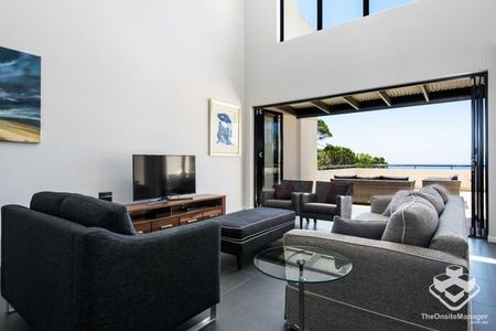 Ocean Views, Furnished - Photo 4