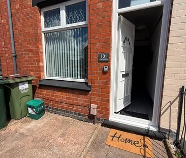 5 Bed Semi-Detached House, St Margaret Road, CV1 - Photo 3