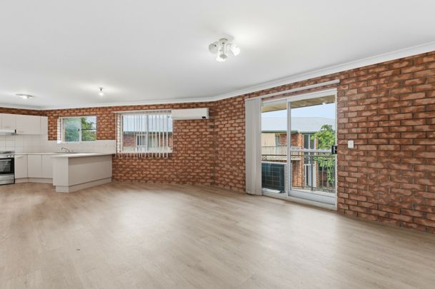 2/12 Bassano Street, Geebung QLD, Belconnen - Photo 1