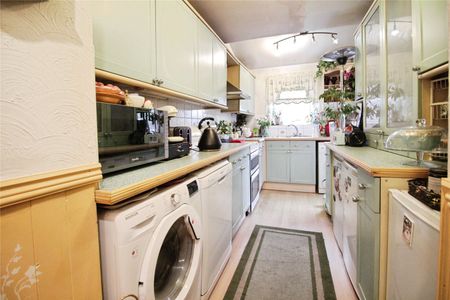 3 bedroom house to rent - Photo 3