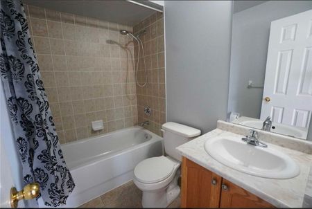 For Lease - 23 Pefferlaw Circle Unit# Upper, Brampton, Ontario - Photo 5