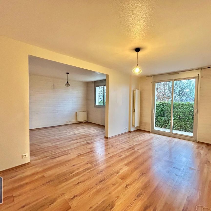 Location Appartement 4 pièces 78m² ST PRIEST EN JAREZ 42270 - Photo 1