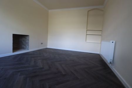 3 Bedroom - Photo 5