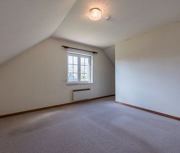 Instapklare woning op mooi perceel van 7a 36ca in de residentiële villawijk Henegauwberg. - Foto 5