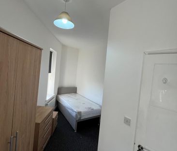 6 bedroom house share to rent - Photo 2
