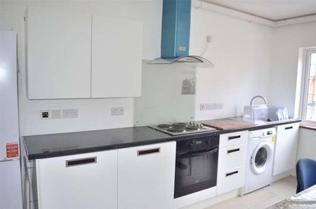 Beddington Gardens, Wallington, SM6 - Photo 4