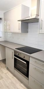 2 bedroom cluster house to rent - Photo 3