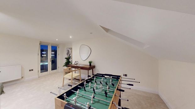 4 bedroom terraced house to rent - Photo 1