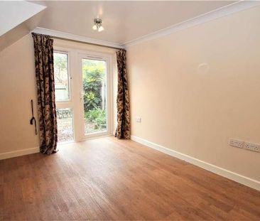 Arlington Road, Walton Cardiff, Tewkesbury, GL20 - Photo 3