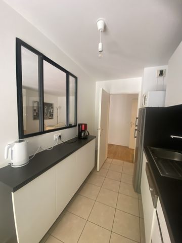 3 PIECES MEUBLE AVEC GRAND BALCON - Photo 2