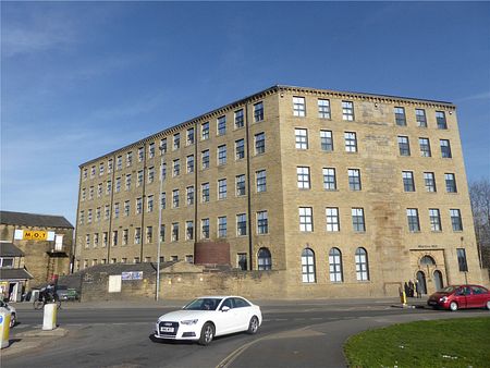 Martins mill, Pellon Lane, Halifax - Photo 3