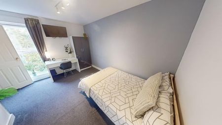 2 bedroom flat to rent - Photo 3