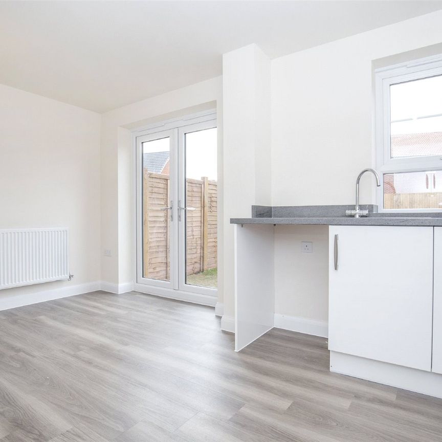 3 bedroom house to rent Haldane Drive, Cringleford, Norwich, NR4 - Photo 1