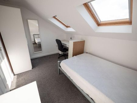 6 bedroom house to rent - Photo 3