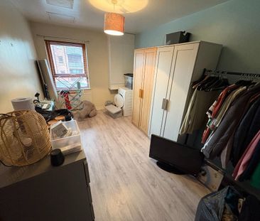 Apt. 5, Sequoia Building, 1 Redwood Grove, Dunmurray BT17 9FE - Photo 3