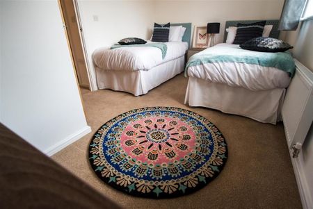 2 bedroom terraced house to rent - Photo 4