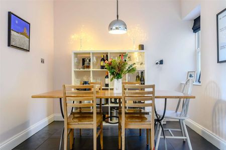 An exceptional family home situated in a beautiful village - Photo 4