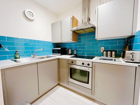 1 bedroom Flat To Let Total Size: 409 SQ FT - Photo 5