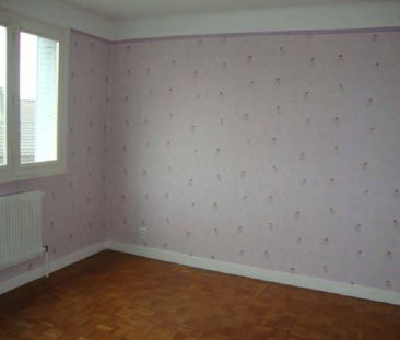 Location appartement 4 pièces 73.76 m² à Oyonnax (01100) CENTRE PRO... - Photo 3