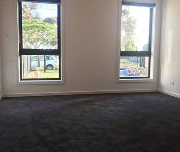 24B Howden Crescent, Braybrook VIC 3019 - Photo 2