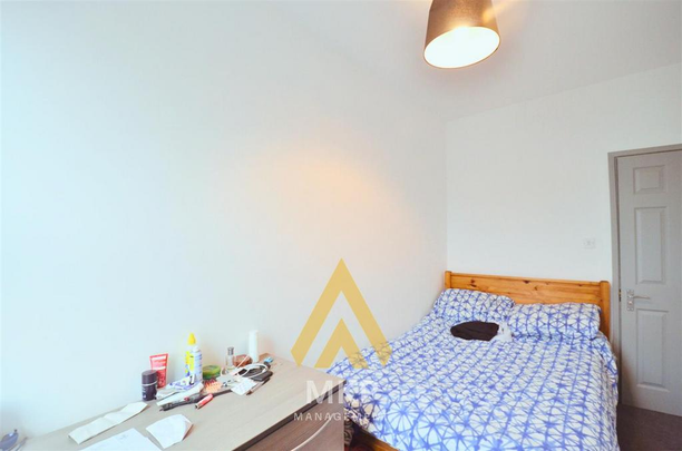 5 bedroom terraced house to rent - Photo 1