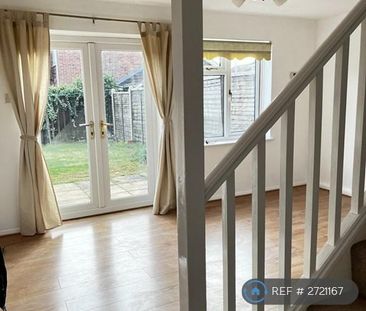 2 bedroom semi-detached house to rent - Photo 3