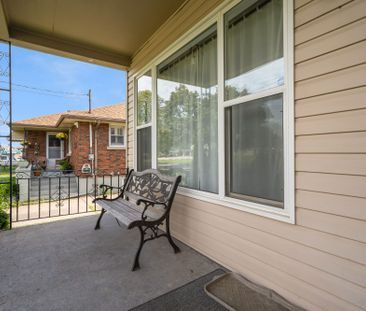 For Lease - 16 GOLDEN Boulevard Unit# Main, Welland, Ontario - Photo 1