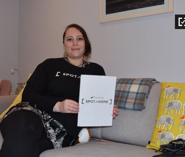 Room for rent in 3-bedroom apartment in Raheny, Dublin - Photo 1