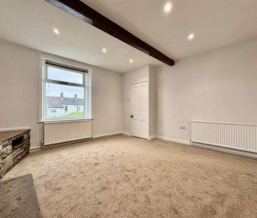 Northgate, Almondbury, Huddersfield, HD5 - Photo 1