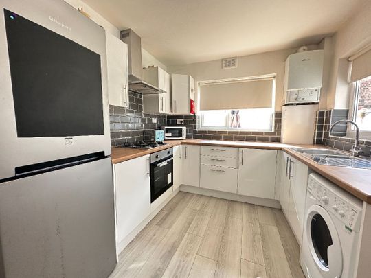 Malden Rd, Kensington. - Photo 1