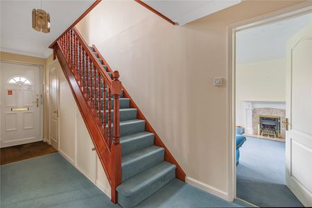 4 bedroom detached house to rent - Photo 3