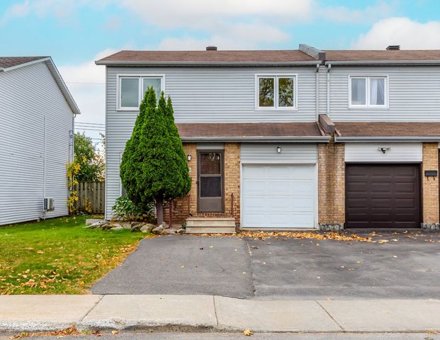 À louer / Maison à étages - Photo 1