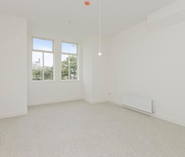 Apartment 3 35 College Green, College Avenue, Bangor, BT20 5FA - Photo 3