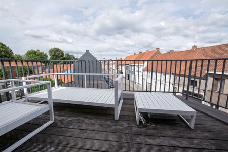 Lichtrijk appartement met 3 slaapkamers in Centrum Waregem - Photo 2