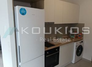 Studio/Γκαρσονιέρα για ενοικίαση - Χαριλάου, - Φωτογραφία 5