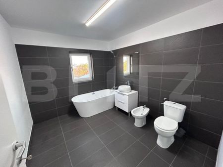 Casa cu 4 camere, 133 mp, incalzire in pardoseala, cartier - Fotografie 3