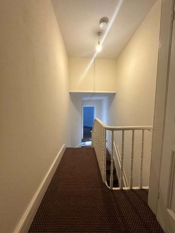Ramsay Road, London, E7 - Photo 5