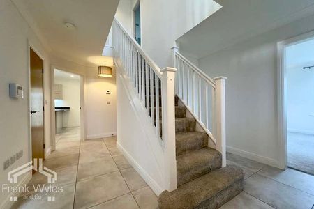 Parkinson Boulevard, Lytham St. Annes, Lancashire, FY8 - Photo 5