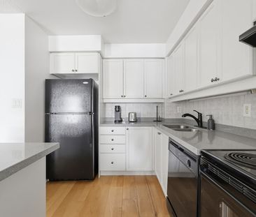 Duke of York Boulevard - Photo 1